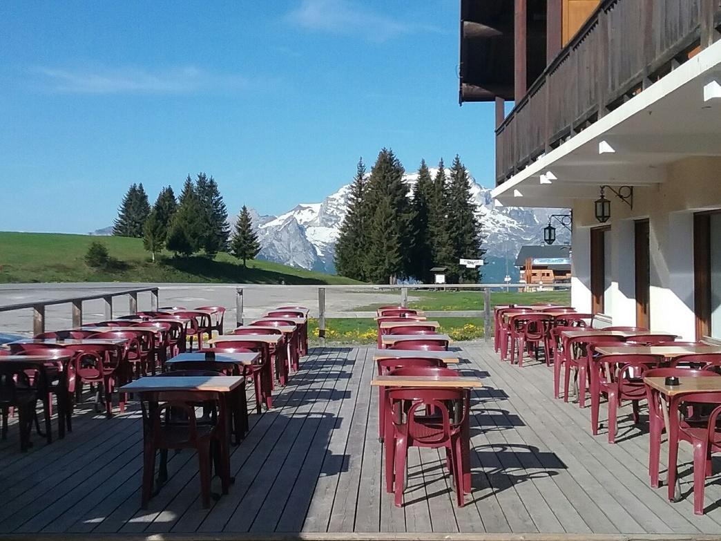 Hotel Restaurant Les Rosieres มานิโกด ภายนอก รูปภาพ